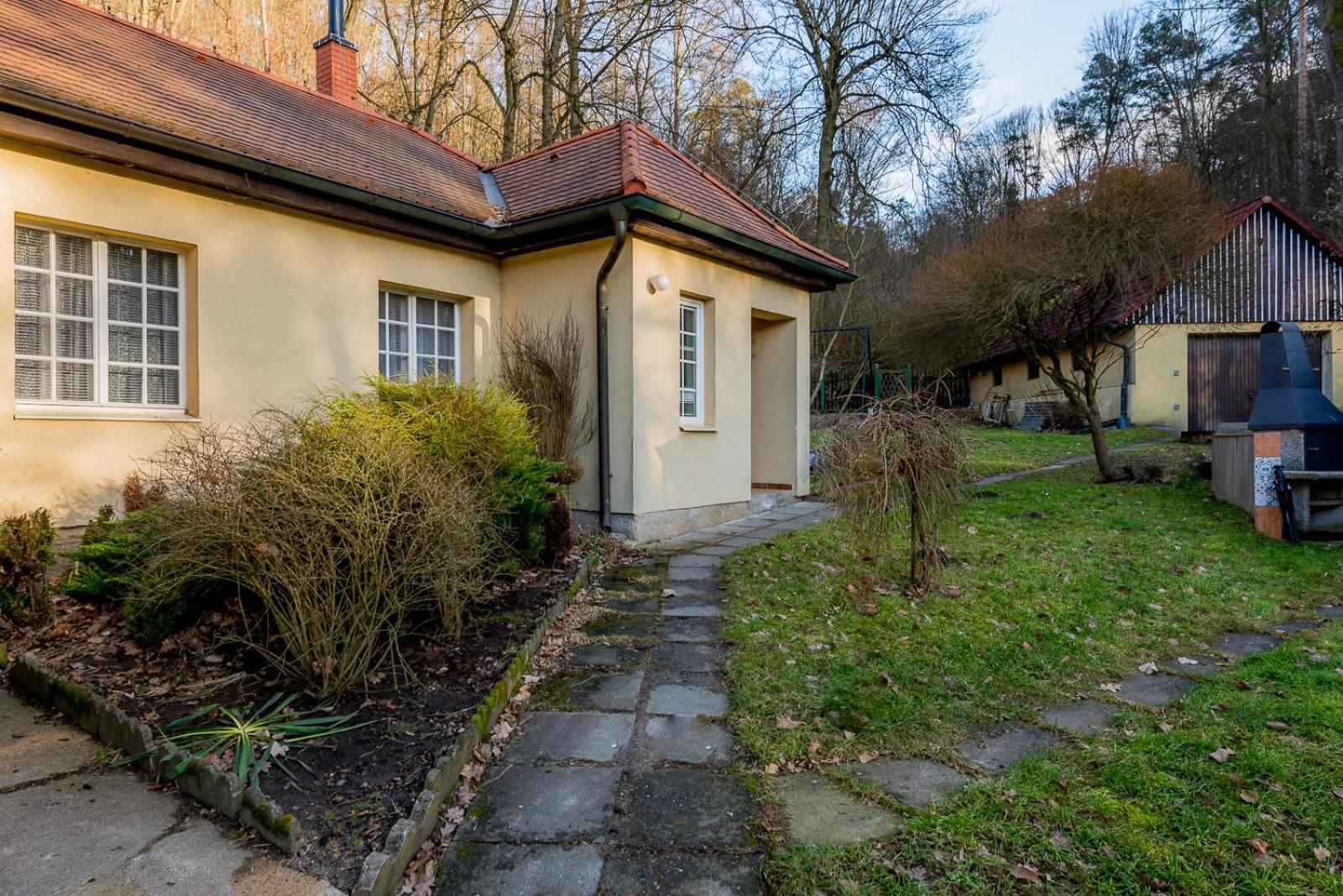Apartman Lucie Libechov ภายนอก รูปภาพ